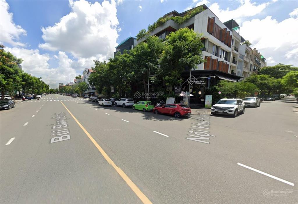 95 triệu/tháng  góc 2 mặt tiền  bùi bằng đoàn  18x18m / 850m2 sàn (cho thuê / hầm trệt lửng)