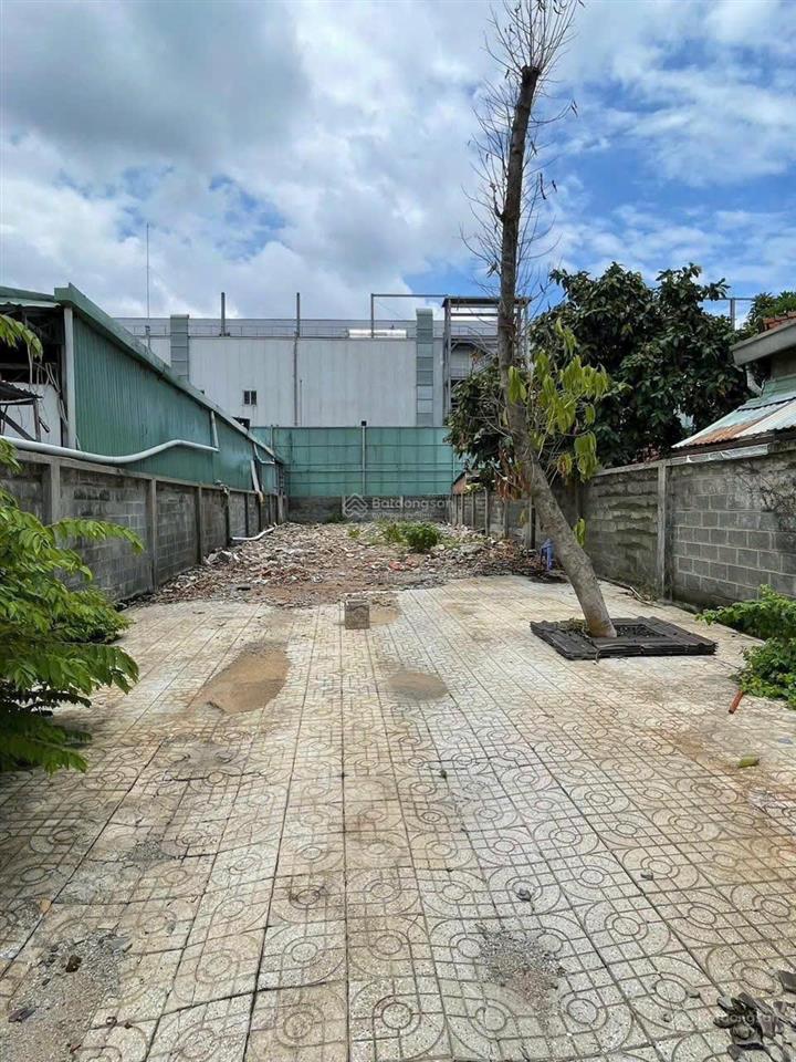 37,5 tỷ / mặt tiền đường số 17  8.3x35m / cn 371m2  cấp phép hầm 7 tầng  hiện trạng đất trống