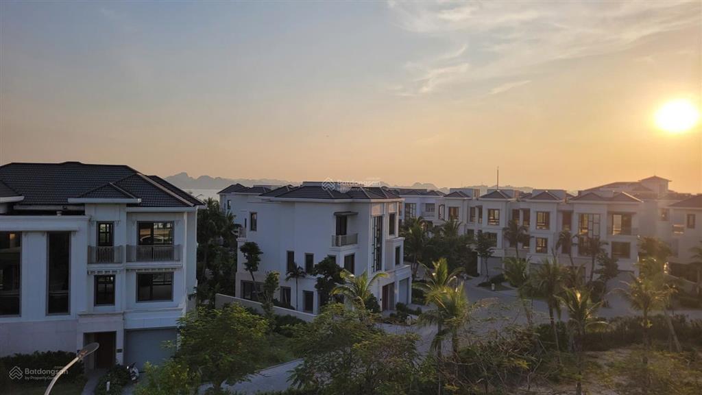 Bán căn góc 3 mặt thoáng grand bay townhouse trung tâm bãi cháy gần bãi tắm sổ lâu dài