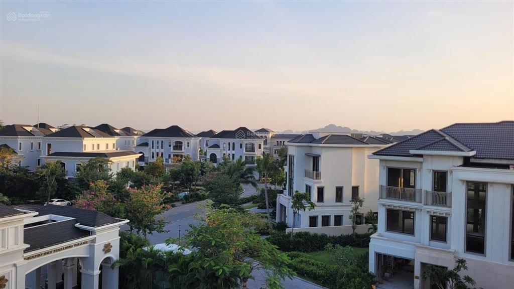 Bán căn góc 3 mặt thoáng grand bay townhouse trung tâm bãi cháy gần bãi tắm sổ lâu dài