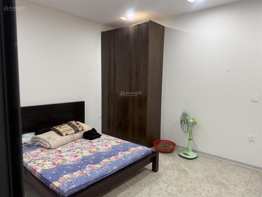 Bán căn liền kề nhìn sang vườn hoa dt 94.5m2 xây 5 tầng