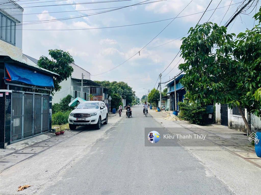 Lô đất (5x26m)/ 1 tỷ 200 triệu. cách bệnh viện xuyên á chỉ 500m , tân phú trung. sổ hồng riêng.