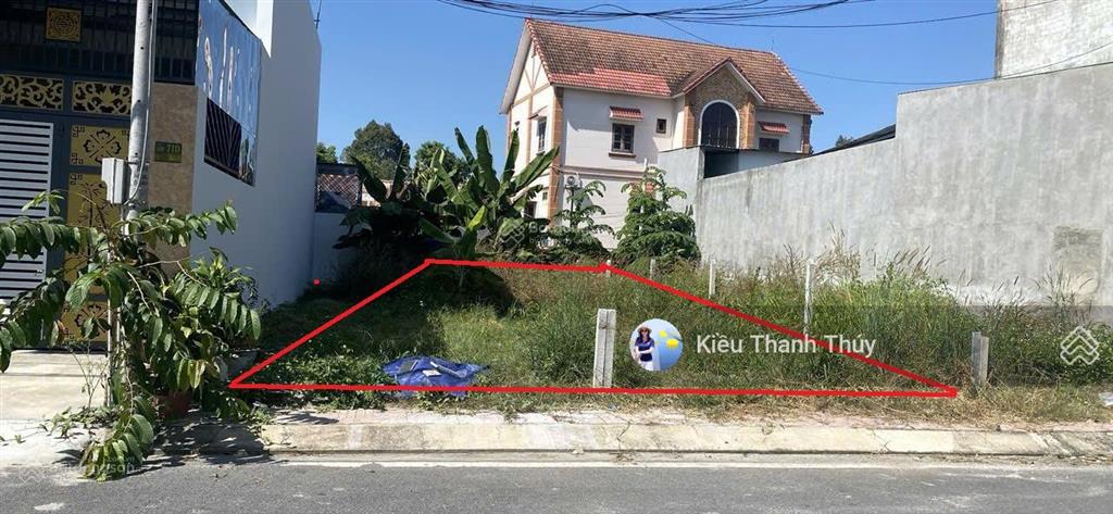 Cần bán gấp đất 100m2 full thổ cư ,ngay tân phú trung , củ chi giá 1 tỷ 200 triệu (  chủ xem sổ)
