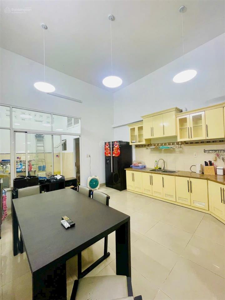 Mặt tiền gò vấp hiếm  chính chủ lâu đời  đường quang trung & đs14 phường 8 (5x22m) + trệt 3 lầu
