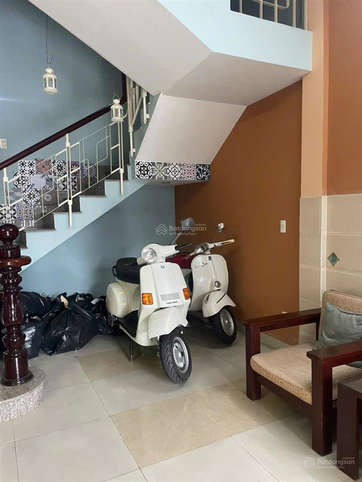 Mặt tiền gò vấp hiếm  chính chủ lâu đời  đường quang trung & đs14 phường 8 (5x22m) + trệt 3 lầu