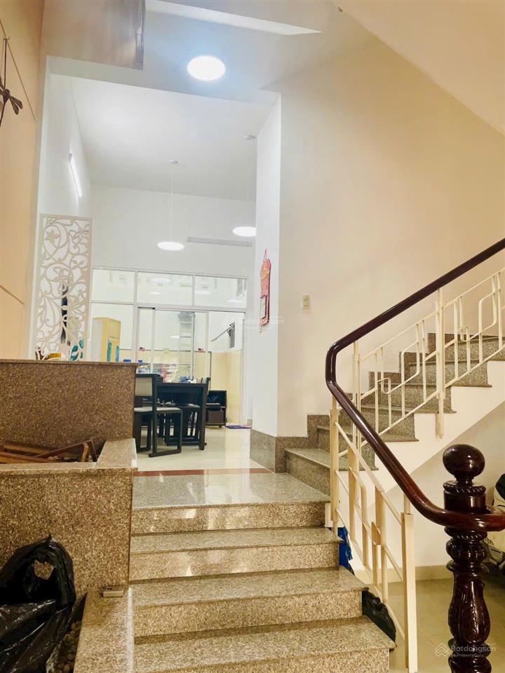 Mặt tiền gò vấp hiếm  chính chủ lâu đời  đường quang trung & đs14 phường 8 (5x22m) + trệt 3 lầu