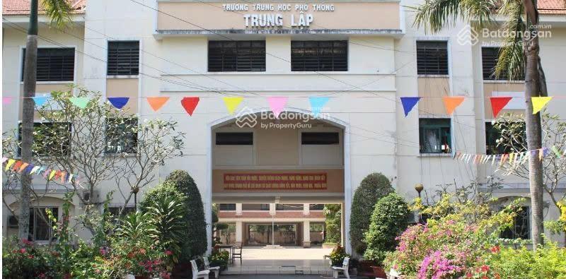 Tôi cần bán gấp lô đất để về quê ở đường trung lập, xã thái mỹ mới 100m2 giá 1 tỷ 2 sổ hồng riêng