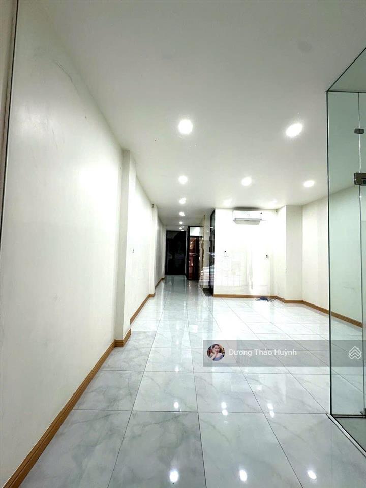 Giảm 3 tỷ  tòa nhà mặt tiền hầm + 7 tầng tô ngọc vân  dòng tiền 80 triệu/tháng  có thang máy