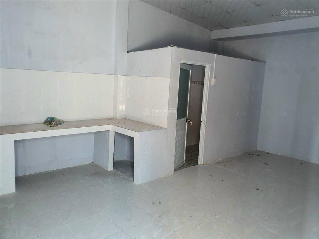 Giáp tân bình  tân phú hẻm xe hơi trường chinh dt khủng 8x25 đht q12 chỉ 11.8 tỷ.