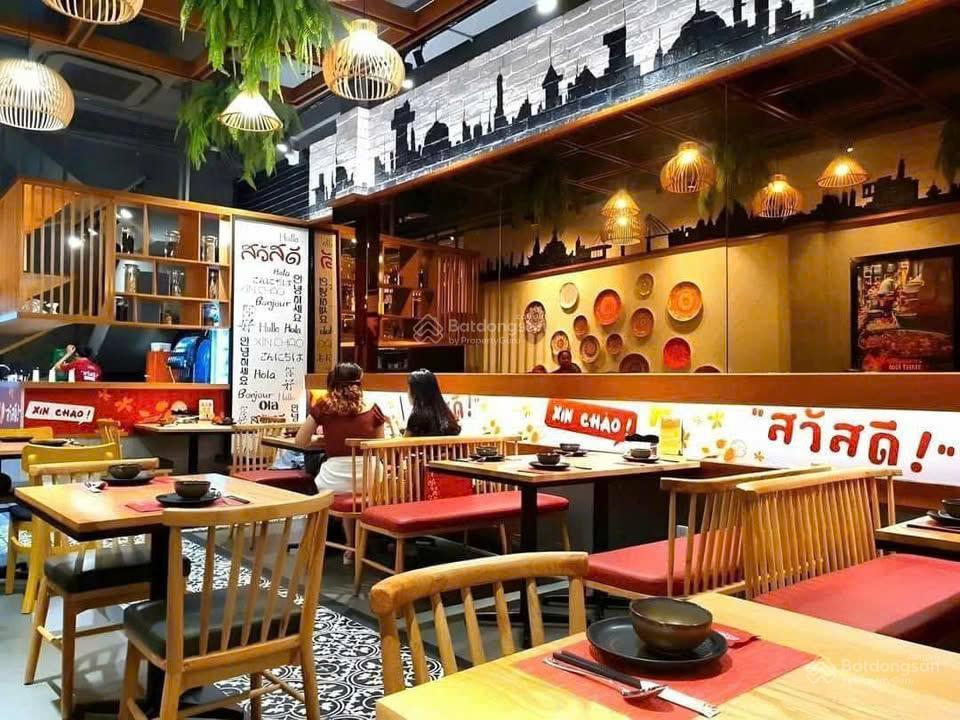 Chỉ 129tr! ngang 5m mặt tiền lê thánh tôn, p. bến nghé, quận 1  3 tầng khu phố tây f&b