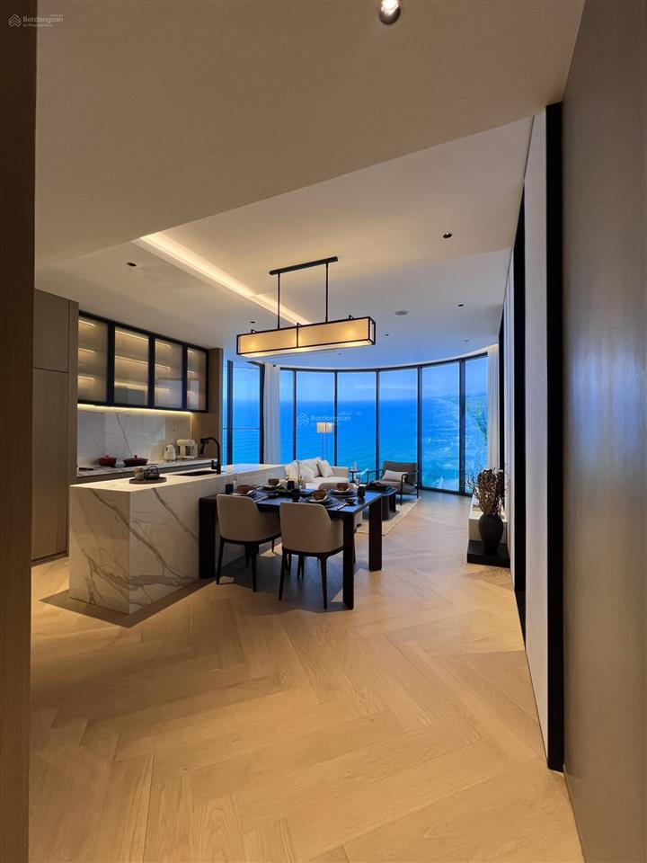 Căn hộ biển đà nẵng  the soliel 55,13 m2 giá 4,2 tỷ view biển mỹ khê  0905 042 ***