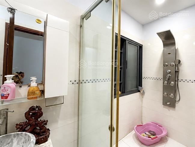 Mặt tiền đường số p. tân quy q7, dt 4x18m, 72m2, 5 tầng 6pn, đường nhựa 12m lề 3m kdbb, mở vpct