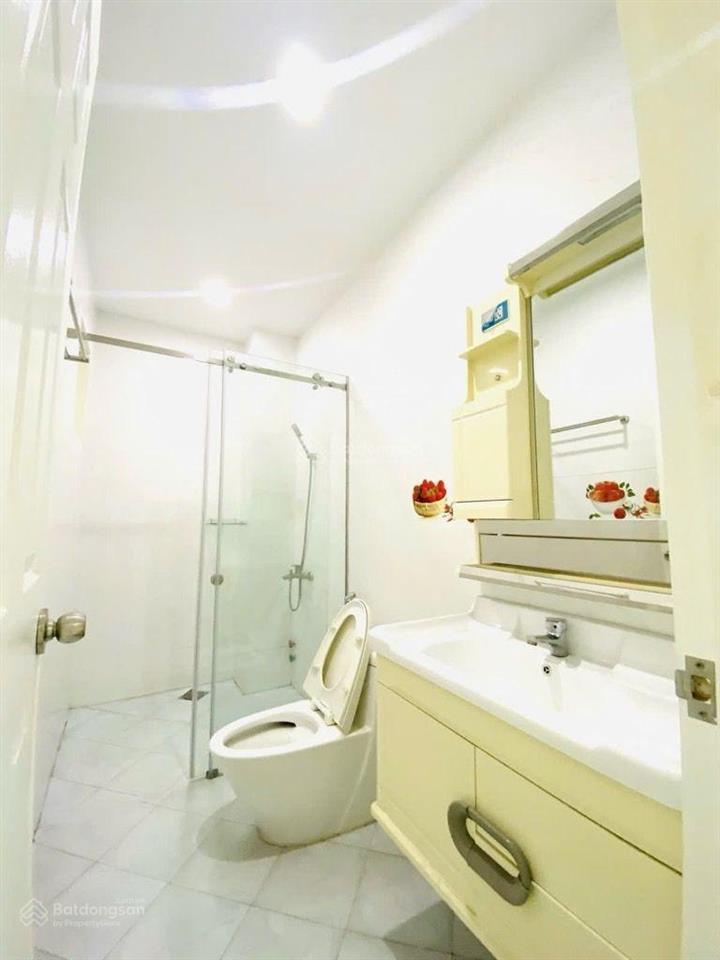 Hàng hiếm q7, trực diện vincom trần trọng cung, 4 tầng 5pn, 5x26m, 130m2, vị trí vàng, 22 tỷ xíu