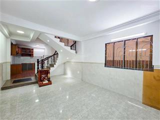 Bán nhà hẻm xe hơi quận 7  dt 4x14m, 3 tầng 4pn  ngay kdc bộ công an  chỉ 7.4 tỷ
