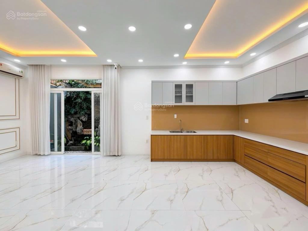 Bán nhà nguyễn thị thập q7  ngang hiếm 7.5x17m  hẻm xe hơi tránh, 3 tầng 6pn  chỉ 16.8 tỷ