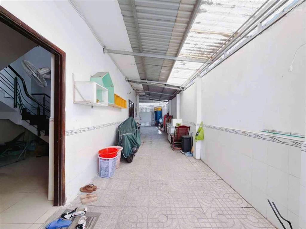 Bán nhà hẻm xe hơi nguyễn thị thập q7  ngang hiếm 6.6x21m, 135m²  sân đậu 2 ô tô  5pn, 10.x tỷ