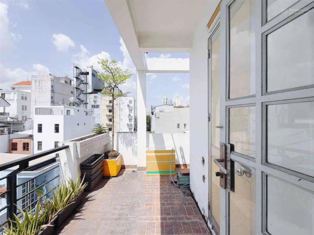 Bán nhà hẻm xe hơi nguyễn thị thập q7  ngang hiếm 6.6x21m, 135m²  sân đậu 2 ô tô  5pn, 10.x tỷ