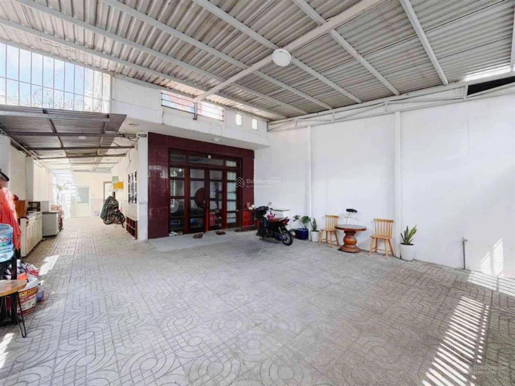 Bán nhà hẻm xe hơi nguyễn thị thập q7  ngang hiếm 6.6x21m, 135m²  sân đậu 2 ô tô  5pn, 10.x tỷ