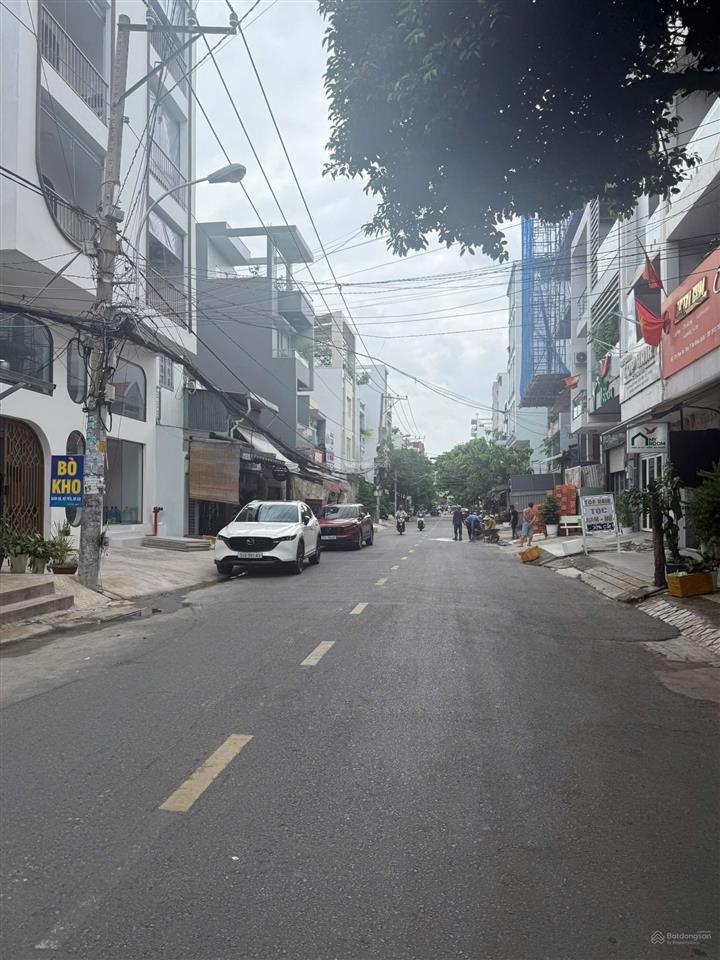 Bán nhà đường phan huy thực q7, dt 4x19m, 4 tầng 4pn, đường nhựa 14m lề 3m, kdbb, chỉ 14,x tỷ