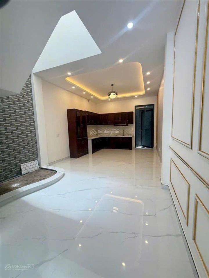 Bán nhà đường phan huy thực q7, dt 4x19m, 4 tầng 4pn, đường nhựa 14m lề 3m, kdbb, chỉ 14,x tỷ