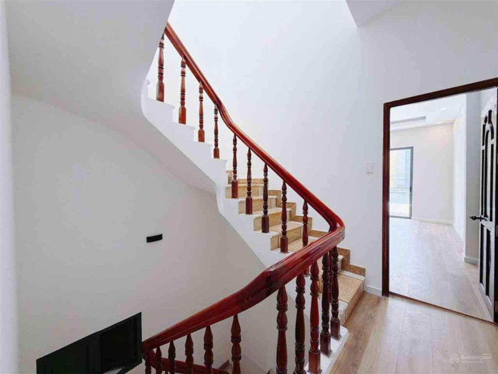 Lâm văn bền quận 7, bán nhà đường nhựa 12m, ngang hiếm 5x24m, 3 tầng 4pn, chỉ 19 tỷ tl
