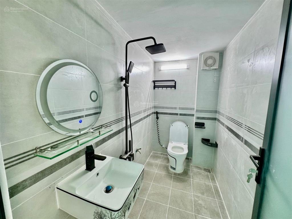 Mặt tiền nguyễn oanh, ngay ngã 4 phan văn trịnguyễn oanh, 4x20, 4 tầng, 19.8tỷ