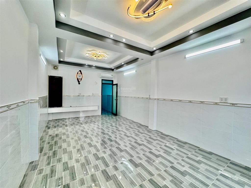 Mặt tiền nguyễn oanh, ngay ngã 4 phan văn trịnguyễn oanh, 4x20, 4 tầng, 19.8tỷ