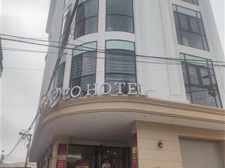 Cho thue mb lam showroom , pgd ngan hang