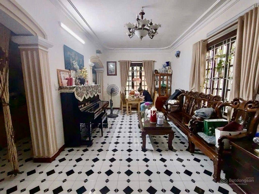 Chủ ngộp thở giảm sâu 3 tỷ  nhà ba đình 140m2 lô góc 3 thoáng, ô tô vào nhà, giảm sâu còn 25 tỷ