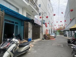 Nhà hiếm thạnh xuân 33 quận 12  nhỉnh 5 tỷ  dt66m2  chỉ 90tr/m2  đường 8m 2 ô tô tránh