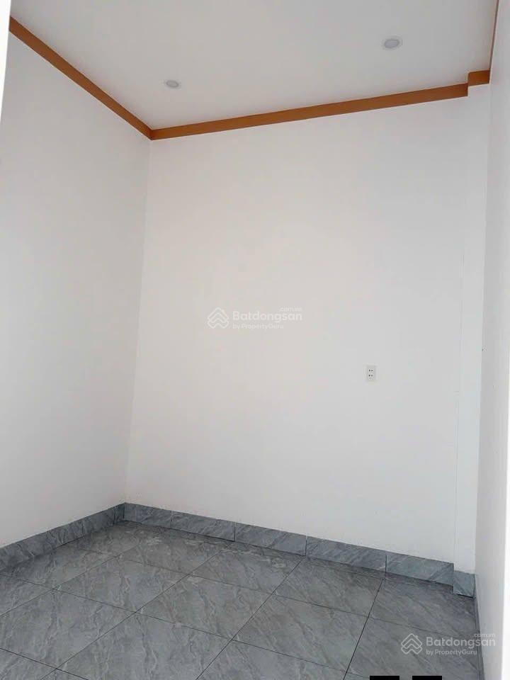 Bán nhà 5x30= 150m2 đường trung lập, giá 1 tỷ 200 triệu, sổ hồng riêng