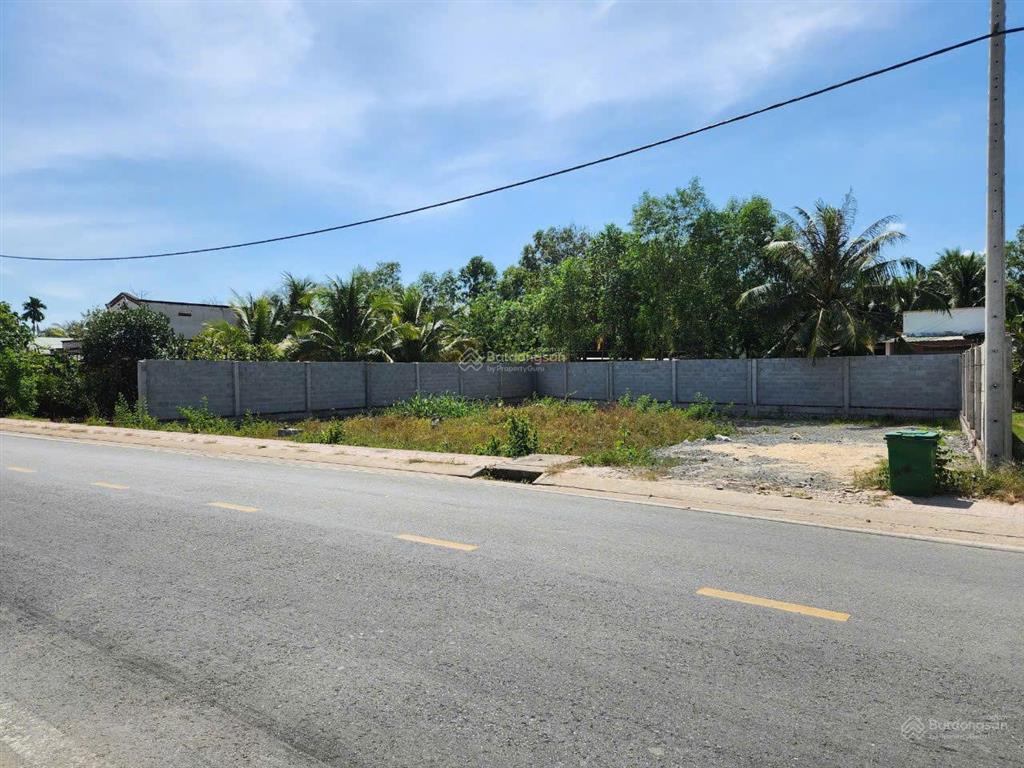 Nhà hoàn công 8x21= 165m2, trung lập, sổ hồng riêng, giá 1 tỷ 100 triệu