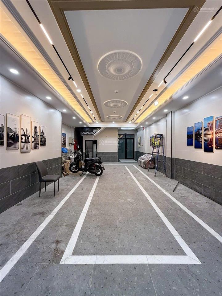 Bán tòa chdv 12 phòng ngay nguyễn văn trỗi q phú nhuận, 5,3x17m, hdt 1.3 tỷ/năm nhỉnh 18t