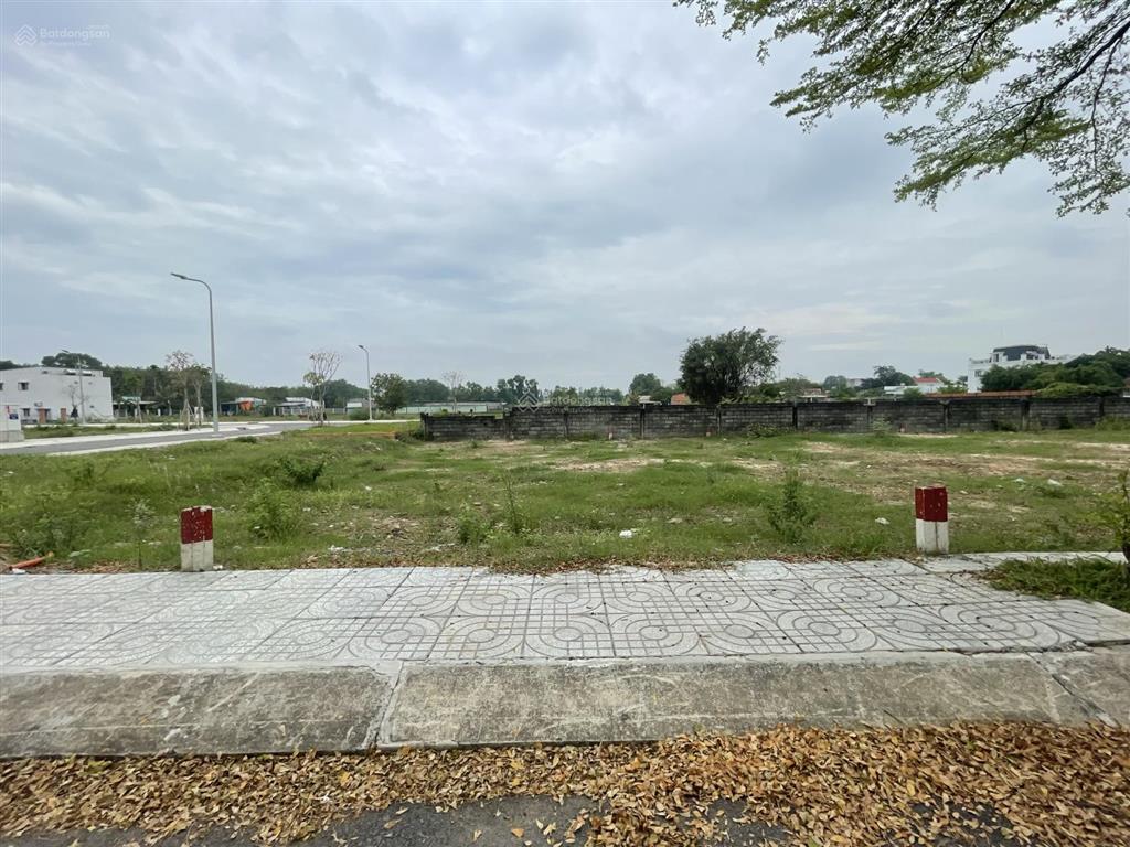 Đáo hạn ngân hàng tôi cần bán gấp lô đất 100m2 giá 1tỷ250 đường cây da xã tân phú trung củ chi