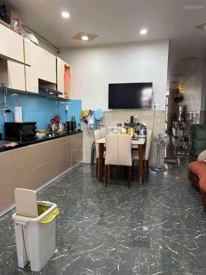 Bán, mặt tiền hẻm 8m xe tải, 4x20, nở hậu, kinh doanh, nhà bè, lê văn lương