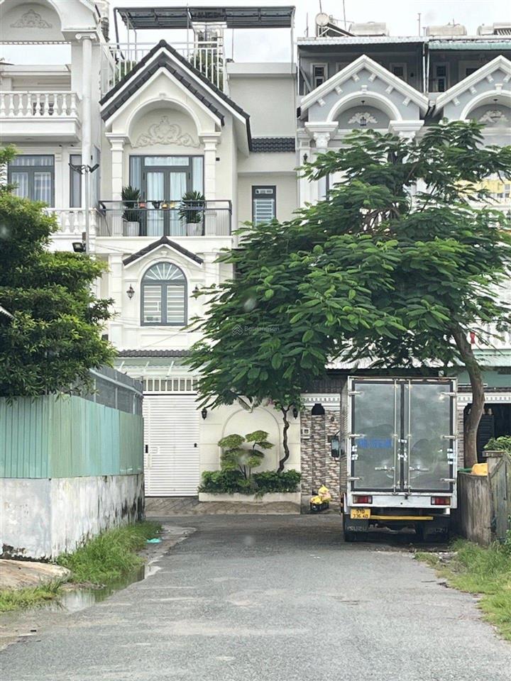 105m2 , ngang 6,8m, hẻm 6m kdc sài gòn mới hxh, 4 tầng, sát q7, huỳnh tấn phát