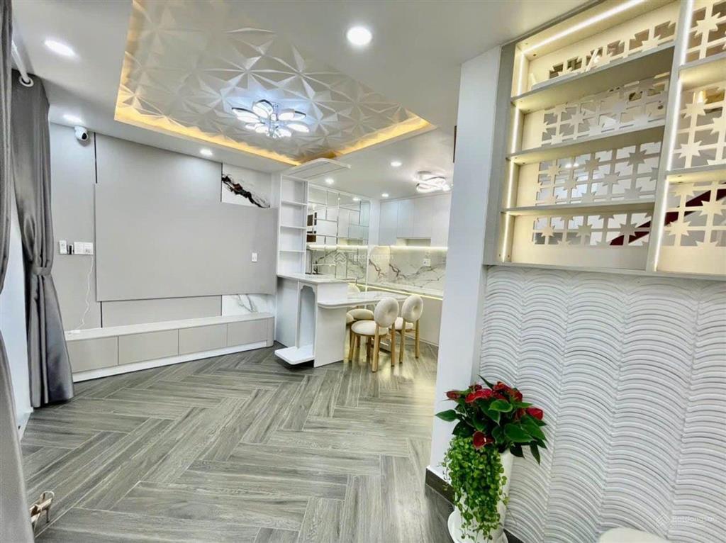 Nhỉnh 3 tỷ  ngang 6m  2 tầng  nhà mới đầy đủ nội thất sang xịn  thiết kế sang trọng  trẻ trung