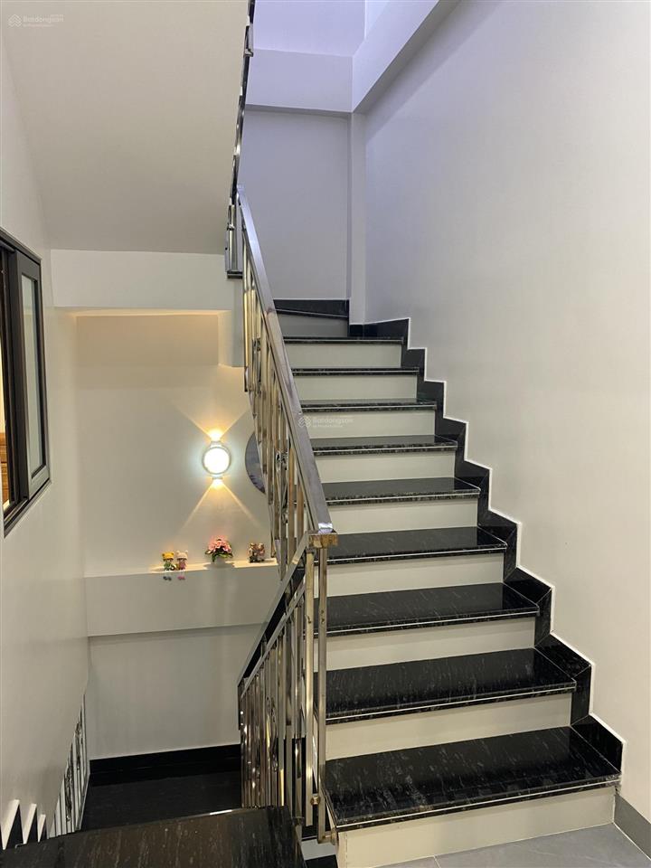 Bán nhà riêng mới xây 41m2,5 tầng