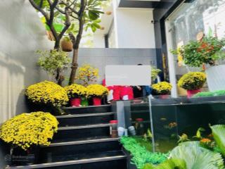 Biệt thự ngang 9m x19m dòng tiền 42tr/tháng hxtãi lê văn quới