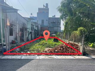 Kẹt tiền bán lô đất 80m2 gần chợ việt kiều, giá 1,4 tỷ full thổ cư, đường trần văn chẩm