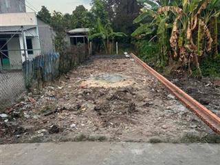 Hàng hiếm lô đất 85m2 giá 1 tỷ nằm ngay tt củ chi, sổ hồng riêng, đất sau sân vận động củ chi