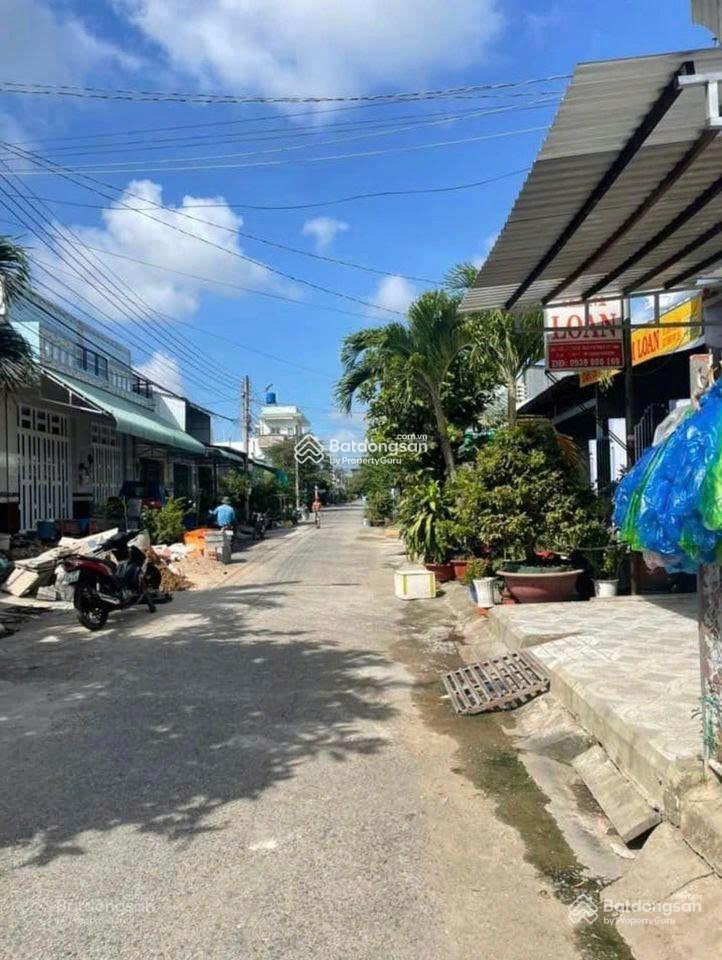 Hàng hiếm lô đất 85m2 giá 1 tỷ nằm ngay tt củ chi, sổ hồng riêng, đất sau sân vận động củ chi