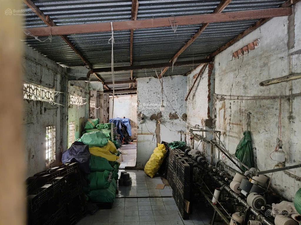 Nhà cũ 100m2 thị trấn củ chi giá chỉ 1,3 tỷ sổ hồng riêng, gần kcn tây bắc củ chi