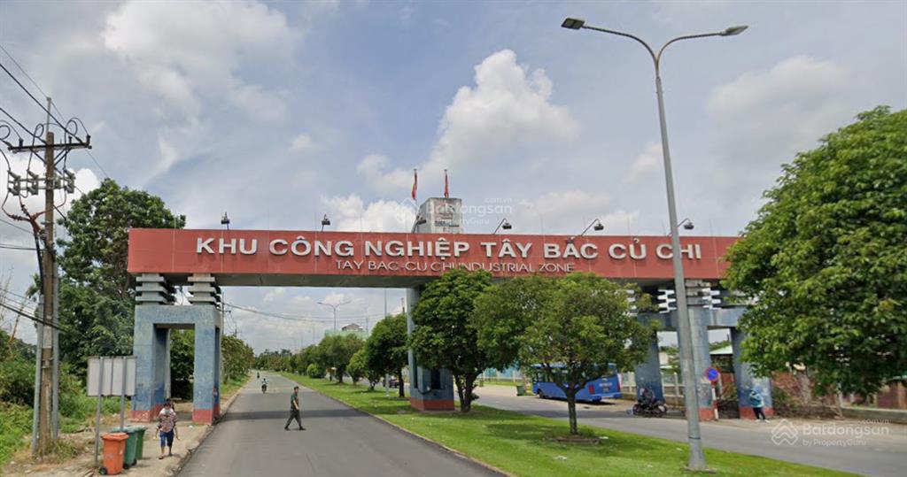 Nhà thị trấn củ chi 110m2, giá chỉ 1,7 tỷ sổ hồng riêng, sát bên cầu vượt củ chi, kcn tây bắc