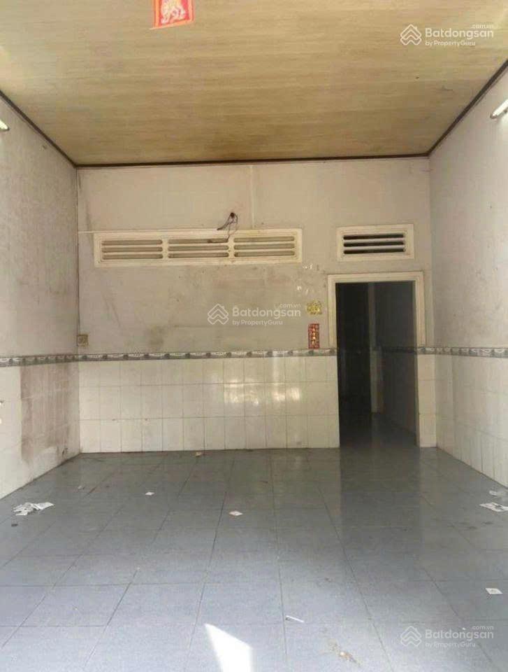 Nhà thị trấn củ chi 110m2, giá chỉ 1,7 tỷ sổ hồng riêng, sát bên cầu vượt củ chi, kcn tây bắc