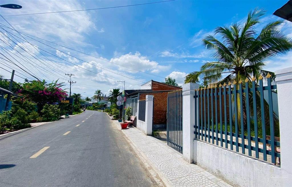 Khu đất 7x33m ngay chợ việt kiều tân thông hội củ chi sổ riêng giá 1,2 tỷ cách quốc lộ 22 300m