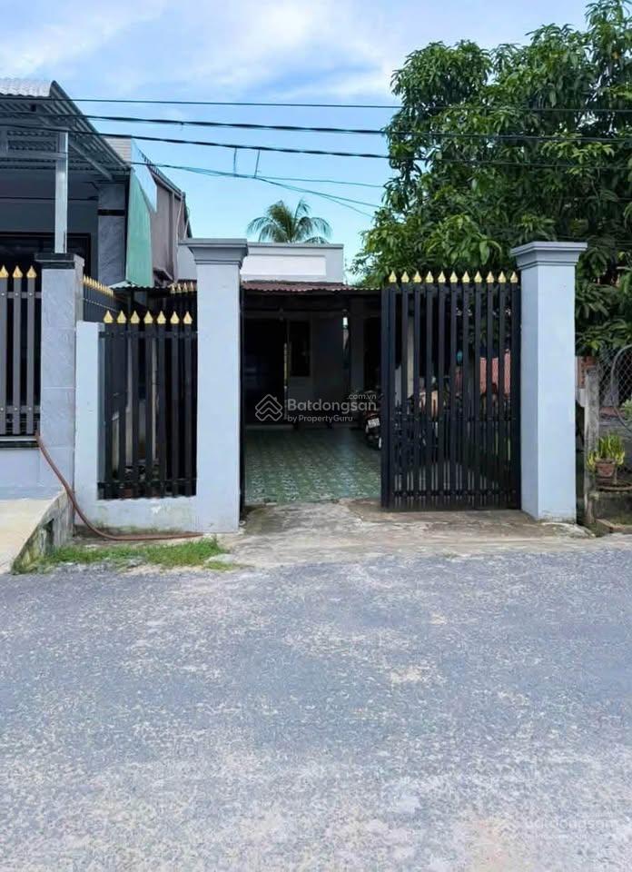 Bán nhà 750 triệu đường trần tử bình, chợ việt kiều, tân thông hội, củ chi, giá diện tích 120m2