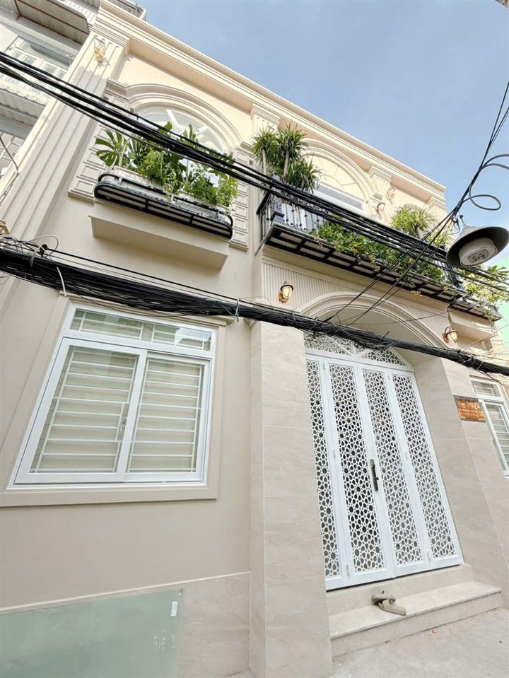 HÀNG NÓNG GIÁ RẺ QUẬN 7 CHỈ NHÌNH 6 TỶ