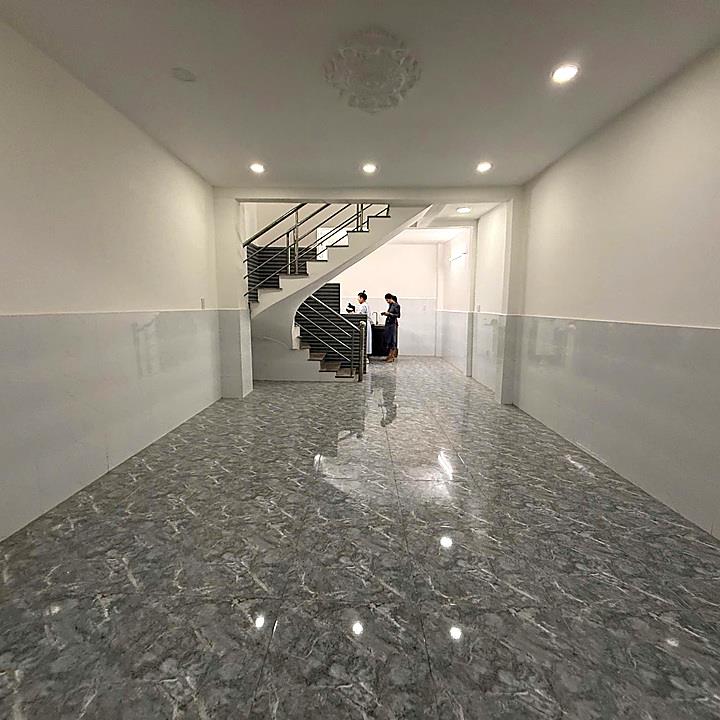 CHO THUÊ 8 TRIỆU HẺM OTO 2 PN NHANH MỚI KỊP