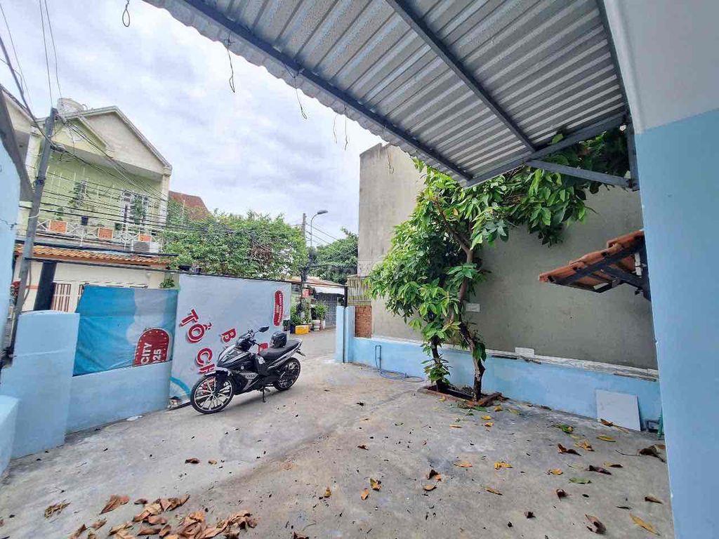 Cho thuê nhà nguyên căn Lê Văn Lương Nhà Bè, 3PN, giá 8 triệu